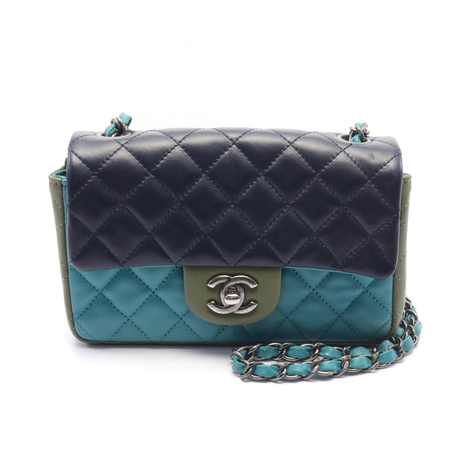 Chanel Mini Matelasse 20 Shoulder Bag
