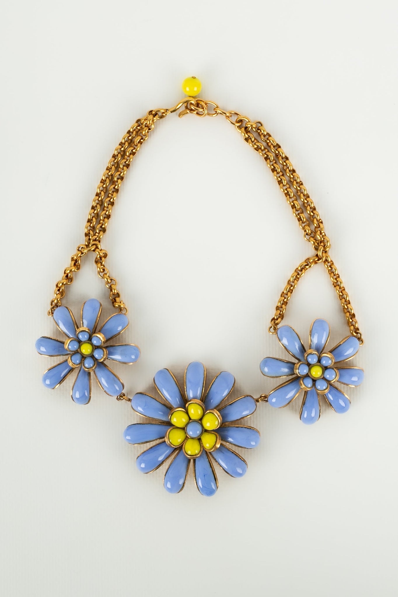 Collier cam�lia Chanel Printemps 1997