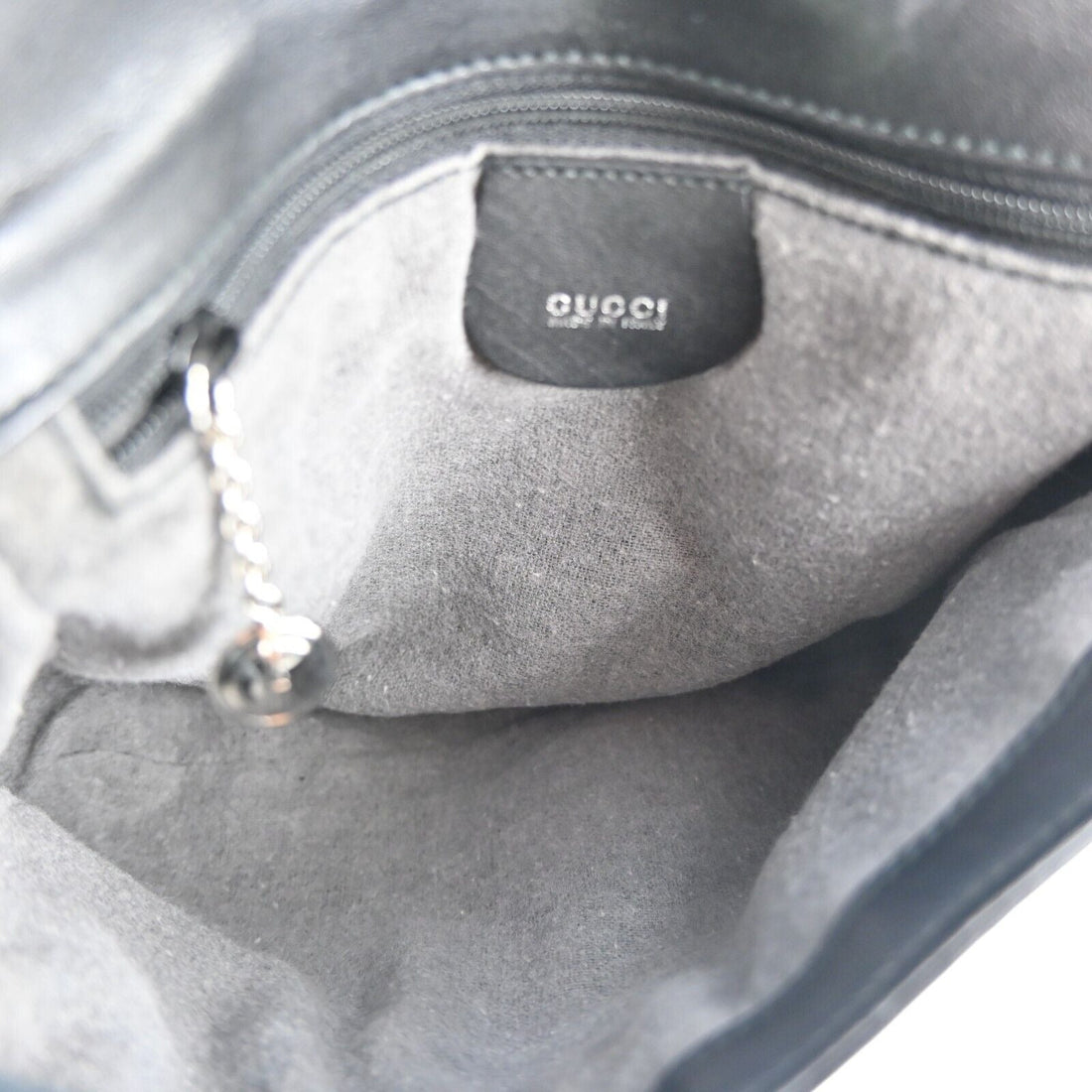 Gucci black leather 1955 Horse-bit cross body with a chrome accent