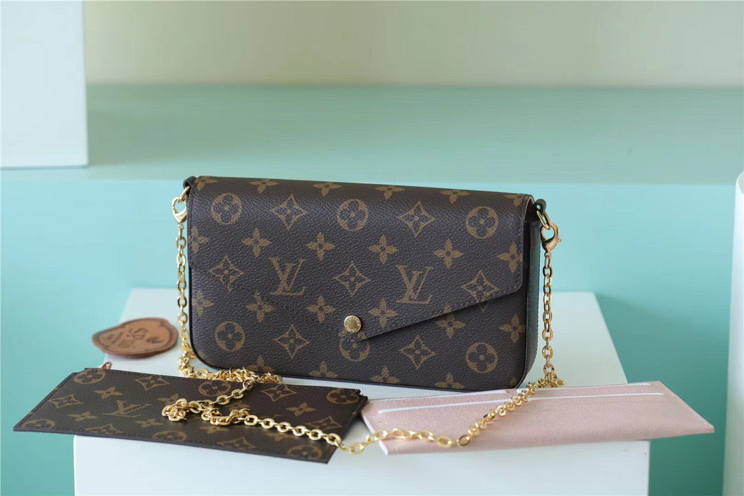 LV Pochette Felicie Monogram Canvas Fuchsia Pink For Womtlm,  Shoulder And Crossbody Bags 21cm/8.3in LV M61276