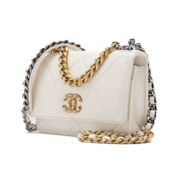 CHANEL ?CHANEL? CHANEL 19 Matrasse Chain Wallet  White (Gen  Silver Gold)  Wallet  ? Delivery? Khao Yamamoto Online