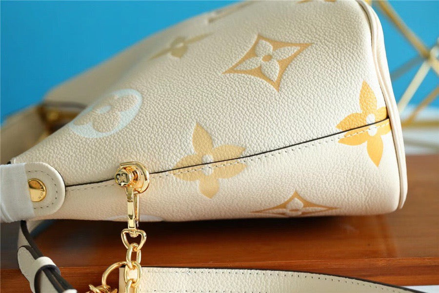 LV Neverfull MM Monogram Canvas Beige For Womtlm,  Shoulder and Crossbody Bags 9.4in/24cm LV 