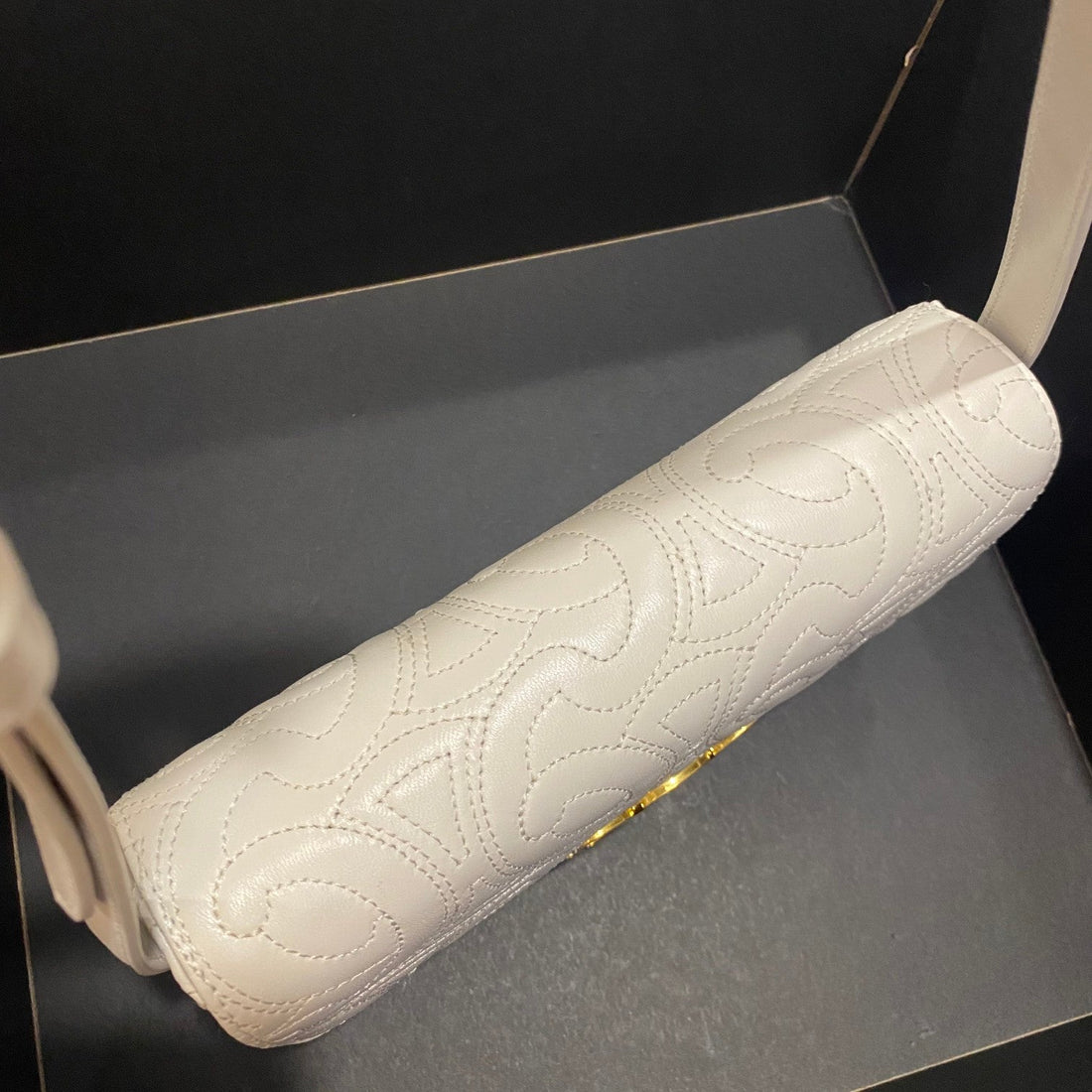 CE Triomphe Shoulder Bag In Quilted Triomphe Lambskin White For Womtlm 8in/20cm 194143EF4.01BC