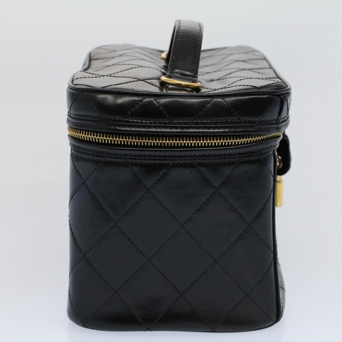 CHANEL Vanity Cosmetic Pouch Patent leather Black CC Auth bs10201