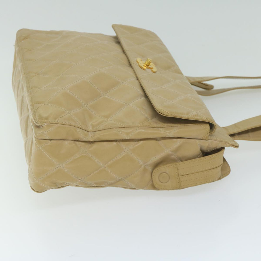 CHANEL Shoulder Bag Patent leather Beige CC Auth bs10487