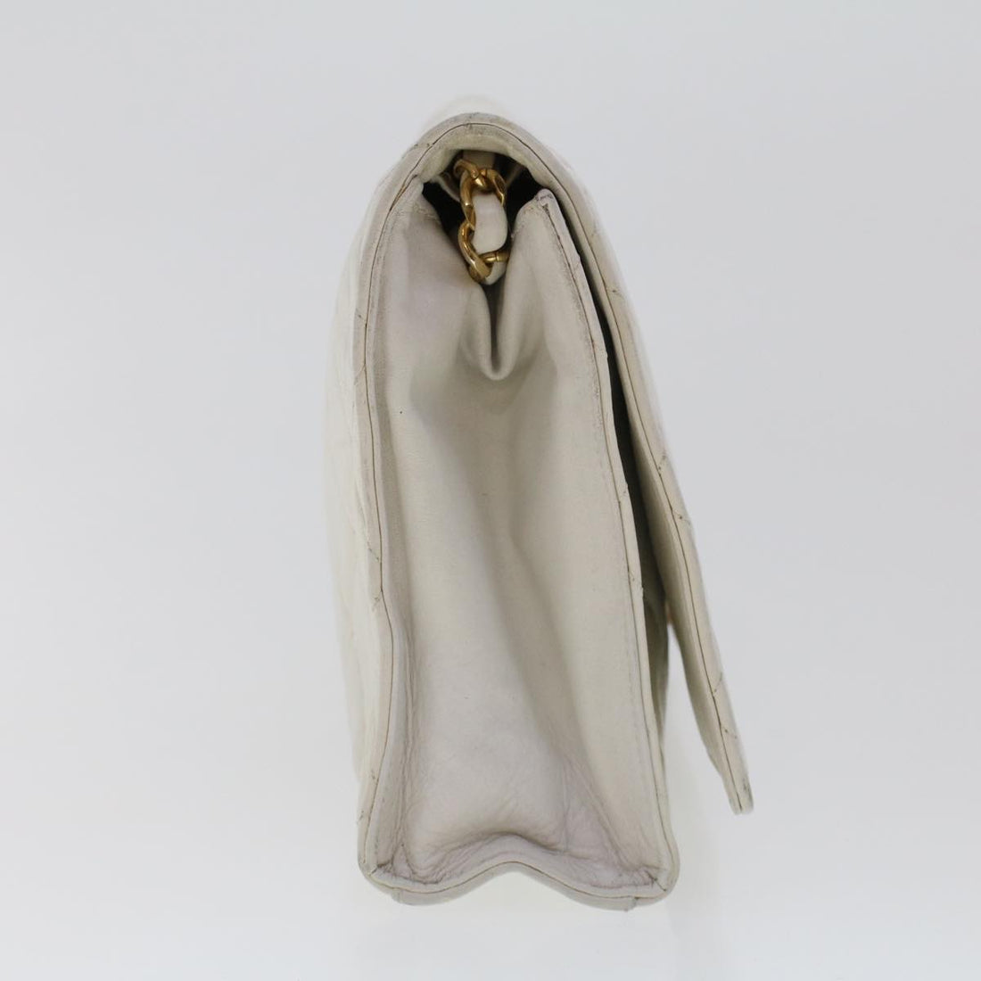 Chanel Matelasse Circle Chain Shoulder Bag Lamb Skin White CC  bs5899