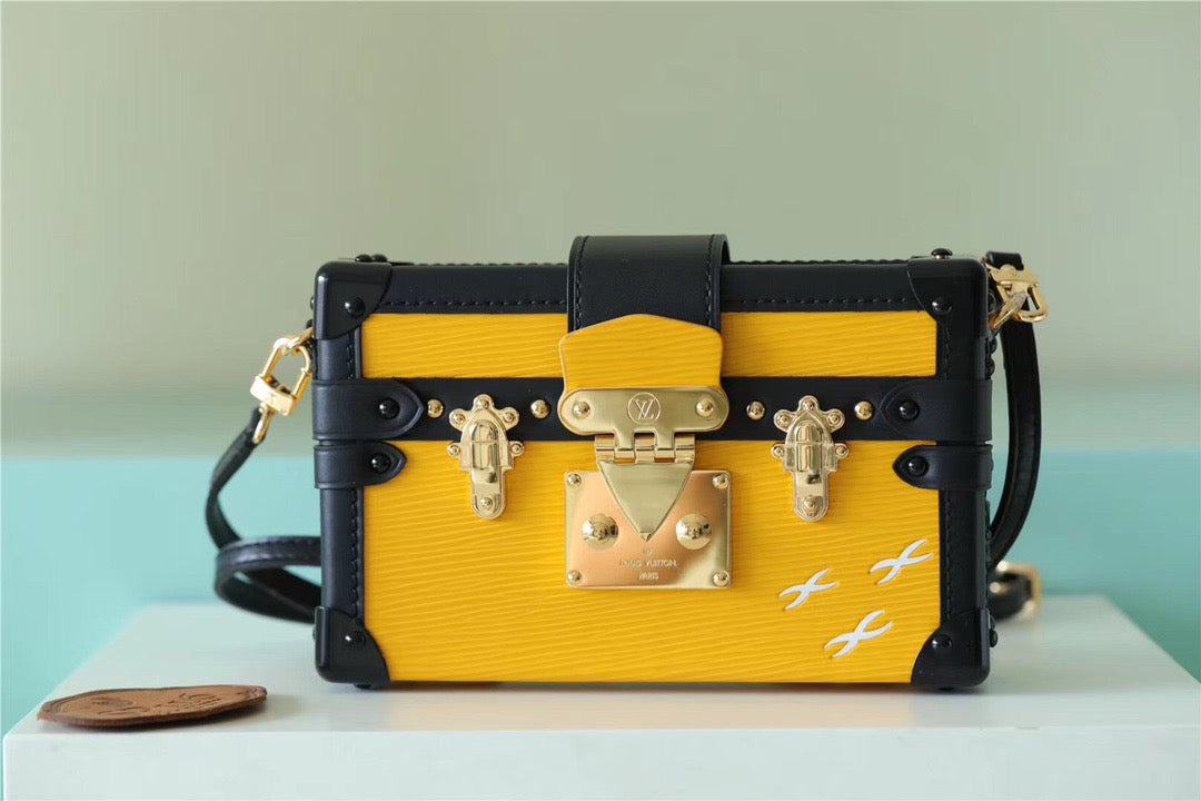 LV Petite Malle Epi Yellow For Womtlm,  Shoulder And Crossbody Bags 7.9in/20cm LV 