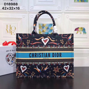 Christian Dior Bags Bags - The Tote   074