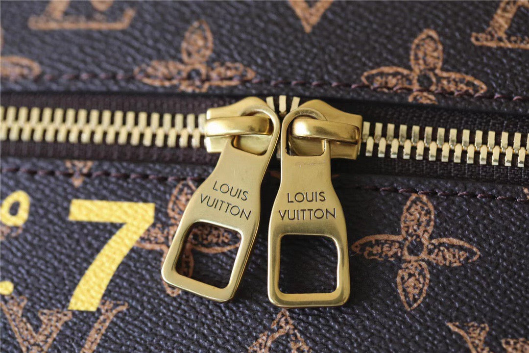 LV Vertical Box Trunk Monogram Canvas For Mtlm, Bags, Shoulder And Crossbody Bags 8.7in/22cm LV M59664