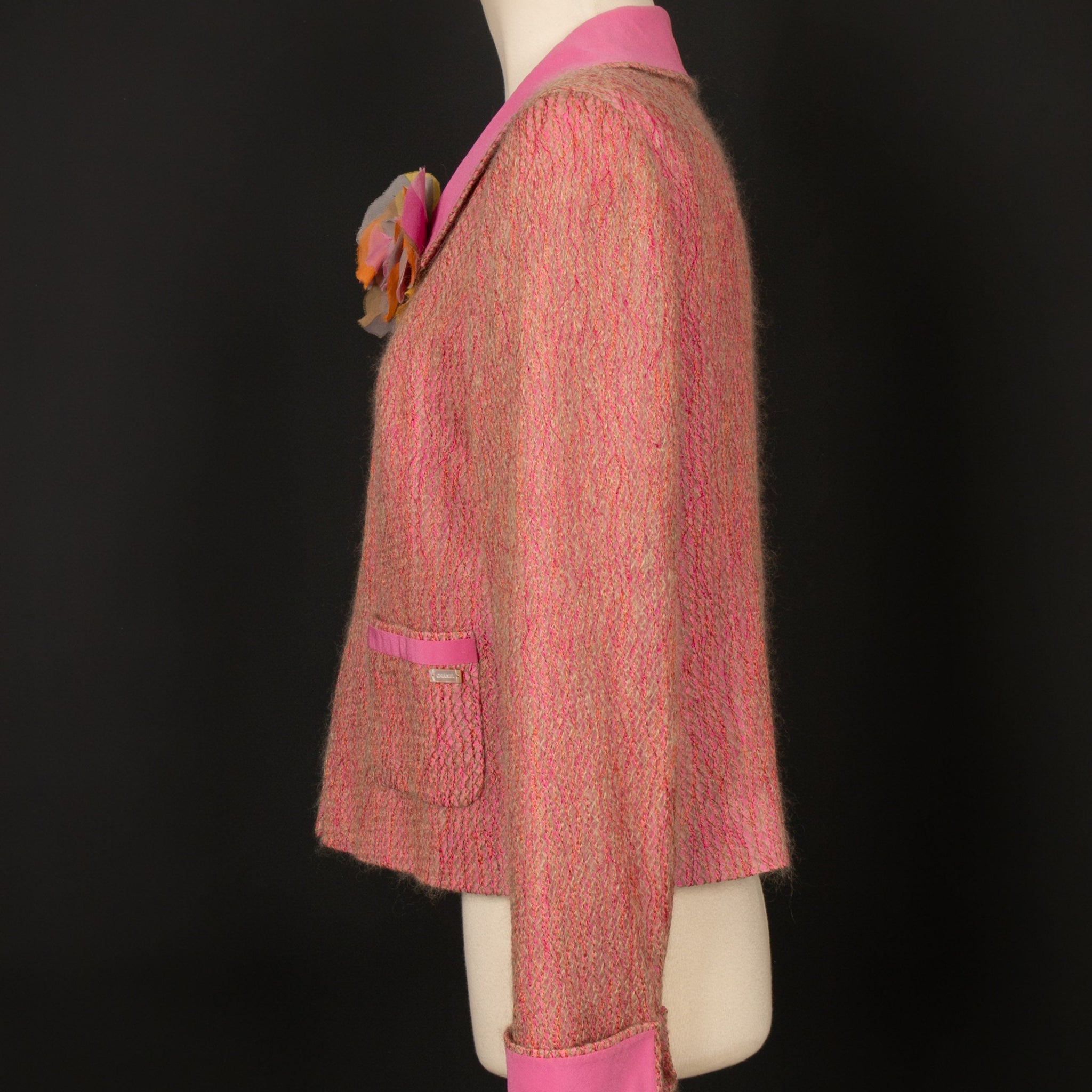 Veste rose Chanel