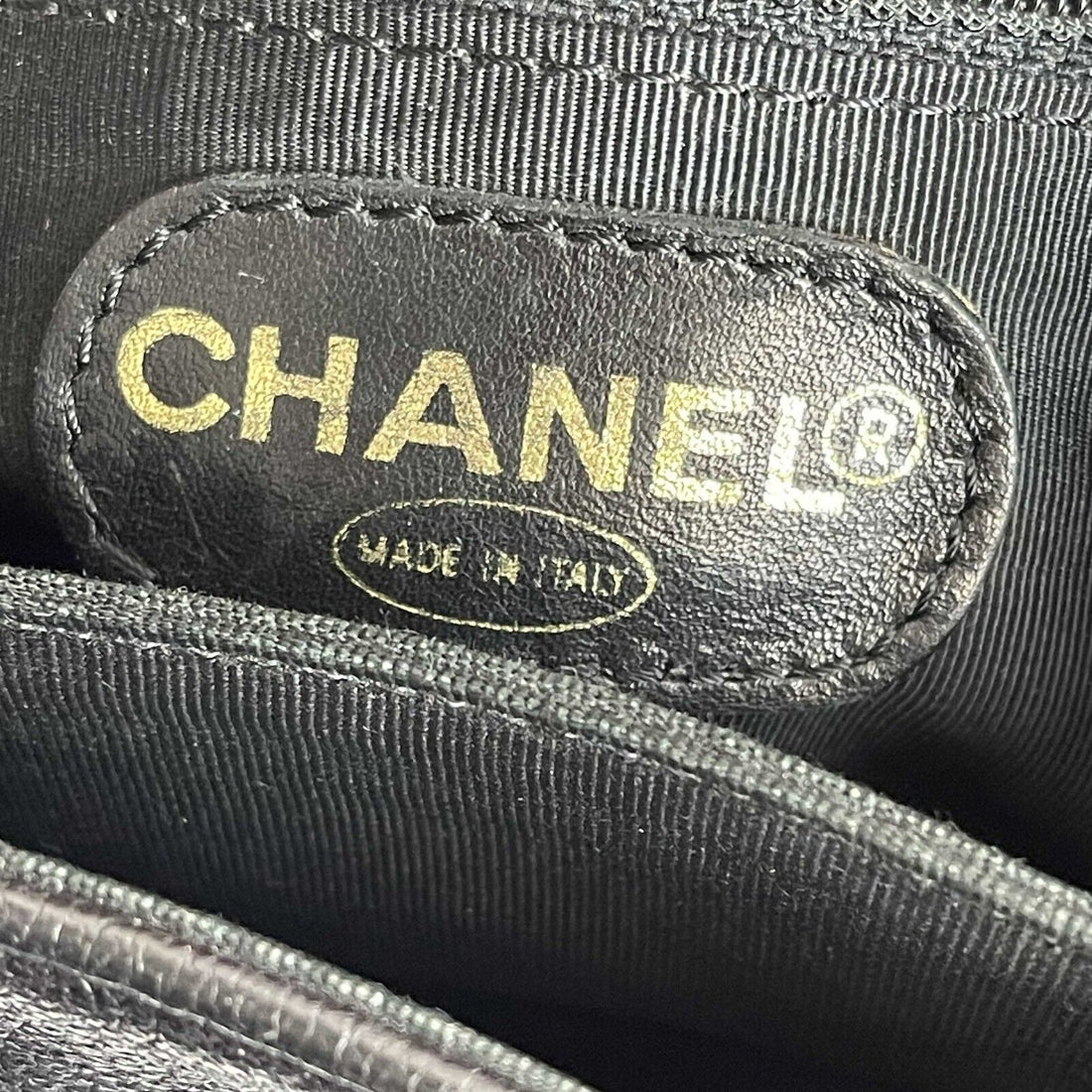 CHANEL Vintage 90's Caviar CC Black Backpack Bag