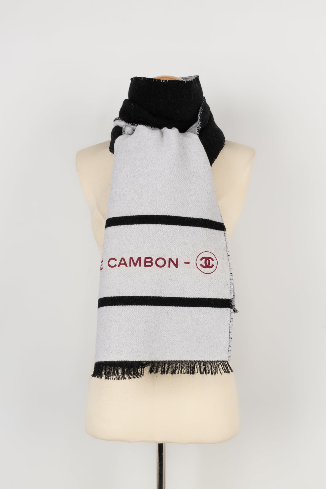 Echarpe en laine et cachemire Chanel