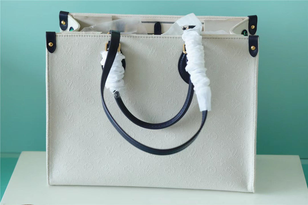 LV Onthego MM Monogram Giant And Raffia White/ Black For Womtlm,  Shoulder And Crossbody Bags 35cm/13.8in LV 