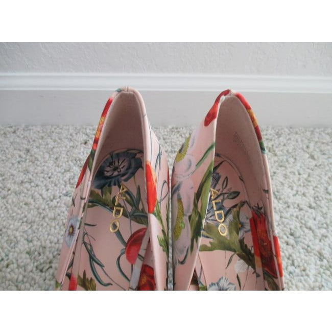 Aldo Pink And Blue Vintage Inspired Multi Colored Floral Design In Yellows Pumps Size Us