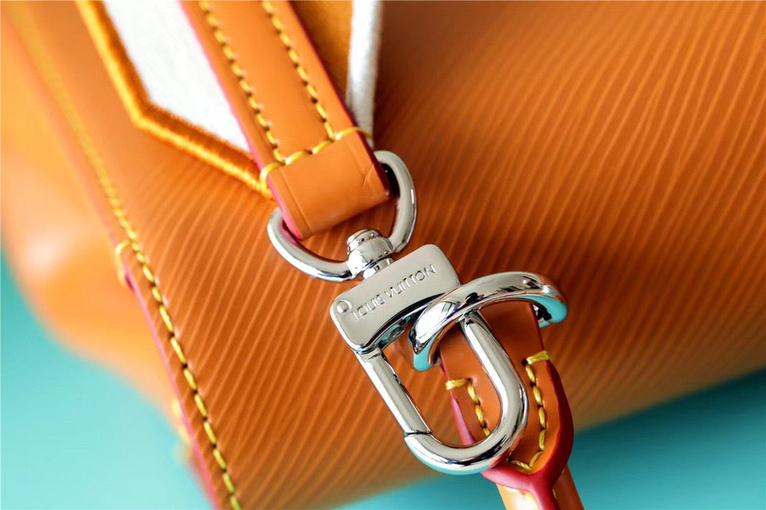 LV Cluny Mini Epi Gold Miel For Womtlm,  Shoulder And Crossbody Bags 20cm/7.9in LV M58931