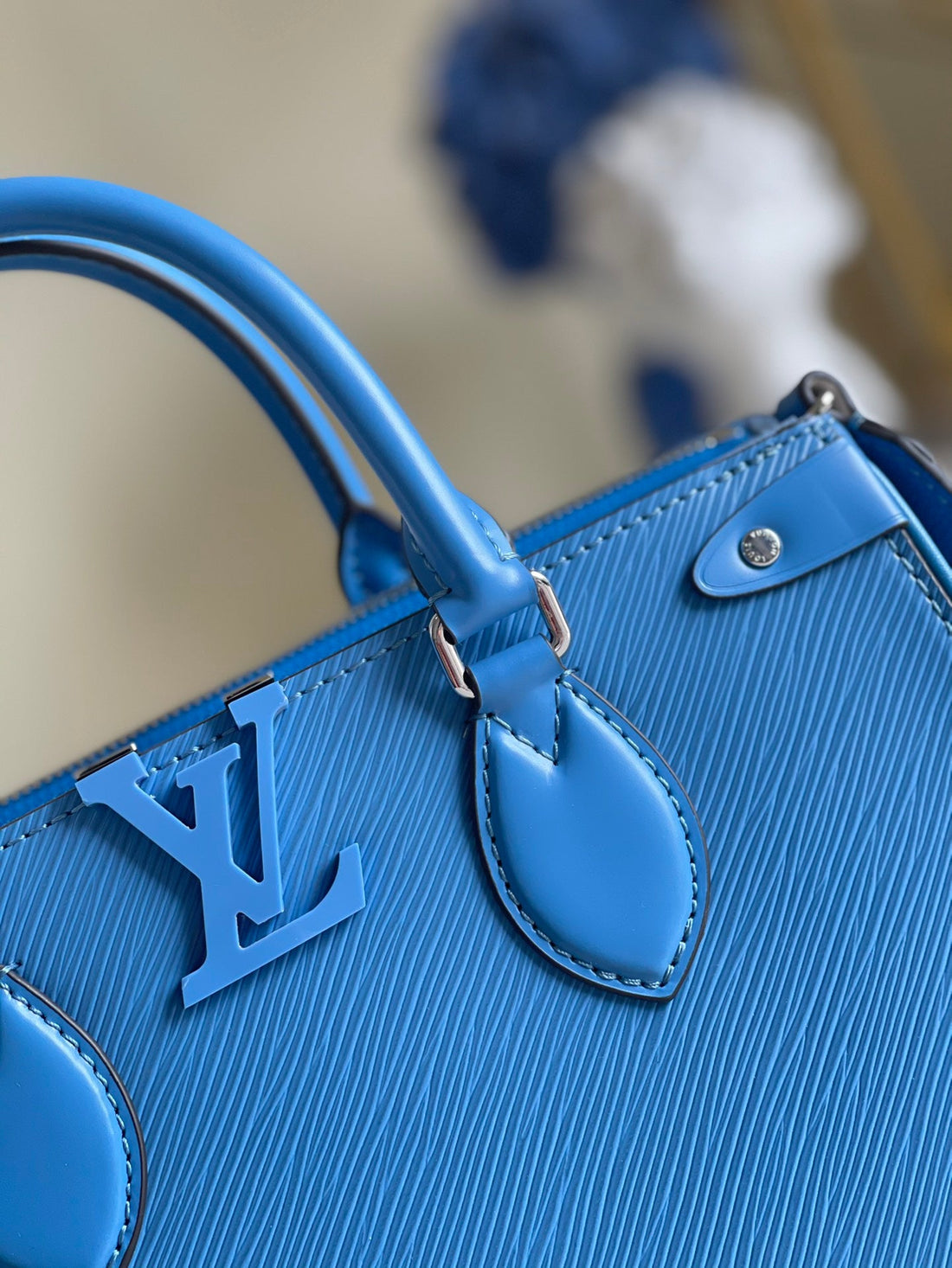 LV Grtlmelle Tote PM Epi Blue For Womtlm, Womtlm’s Handbags, Shoulder And Crossbody Bags 10.6in/27cm LV