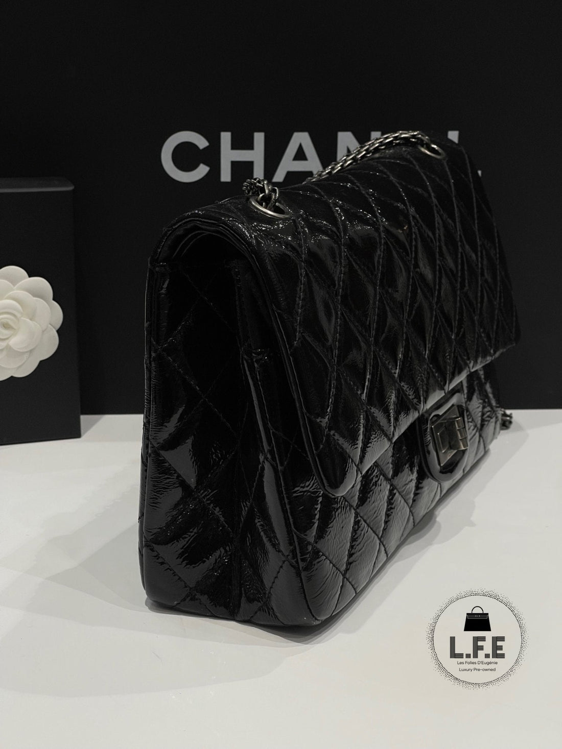 Chanel - Sac 2.55 cuir vernis