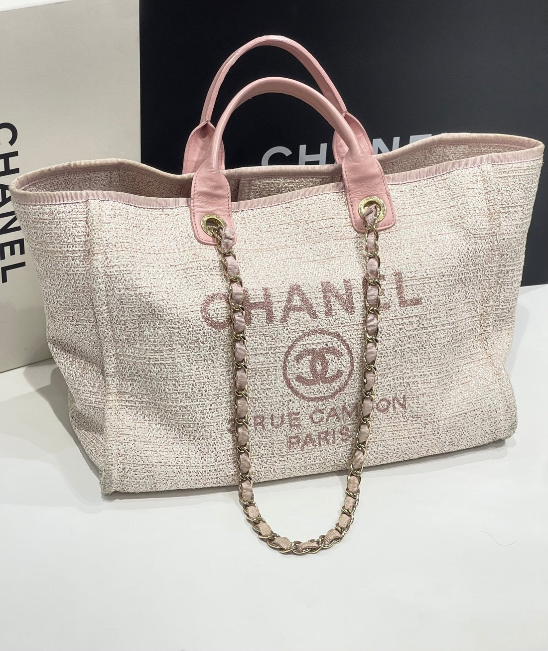 Chanel - Sac cabas Deauville GM