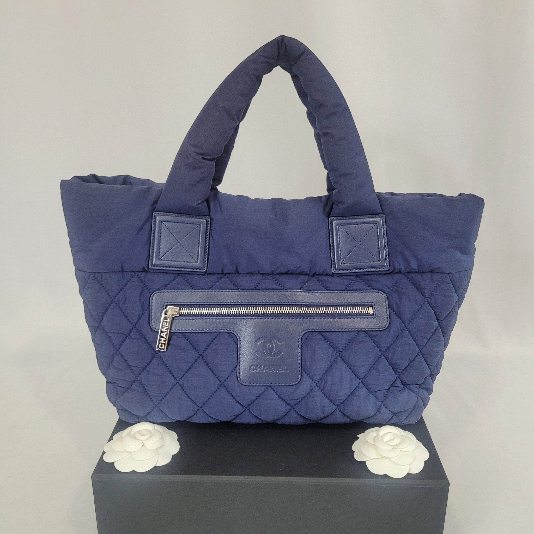 Chanel - Sac Cocoon bleu