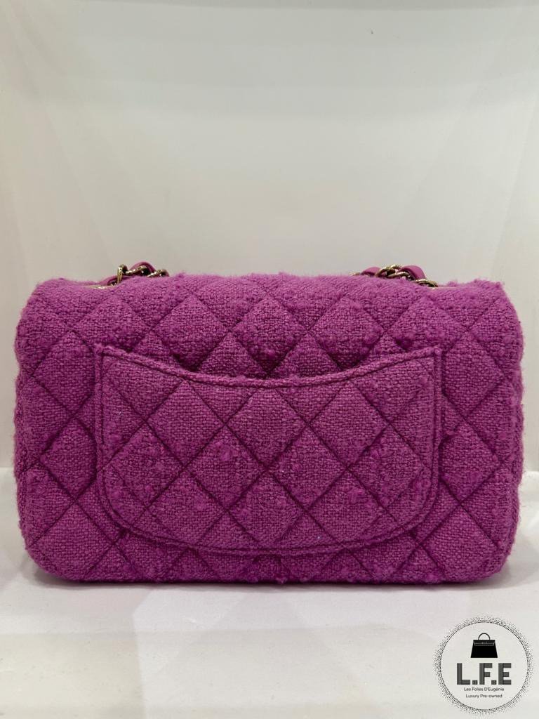 Chanel - Timeless Mini 20