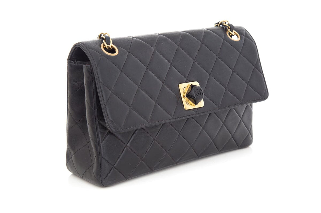 Chanel Vintage 1999 Black Quilted Lambskin Flapbag Handbag