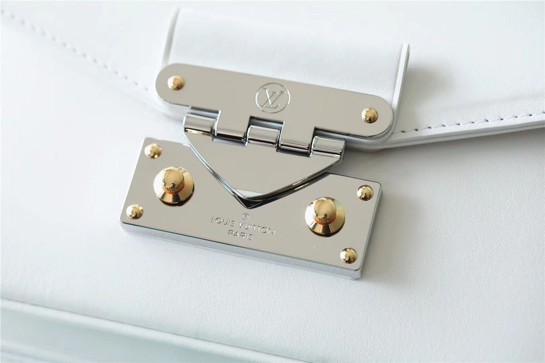 LV Swing Monogram White For Womtlm,  Shoulder And Crossbody Bags 24cm/9.4in LV 