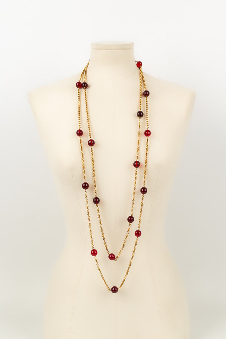 Collier / sautoir de perles Chanel