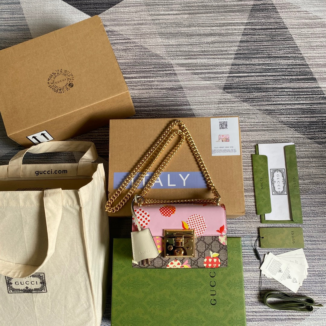 gg Padlock Small gg Strawberry Shoulder Bag Beige For Women, Women&#8217;s Bags 7.9in/20cm gg