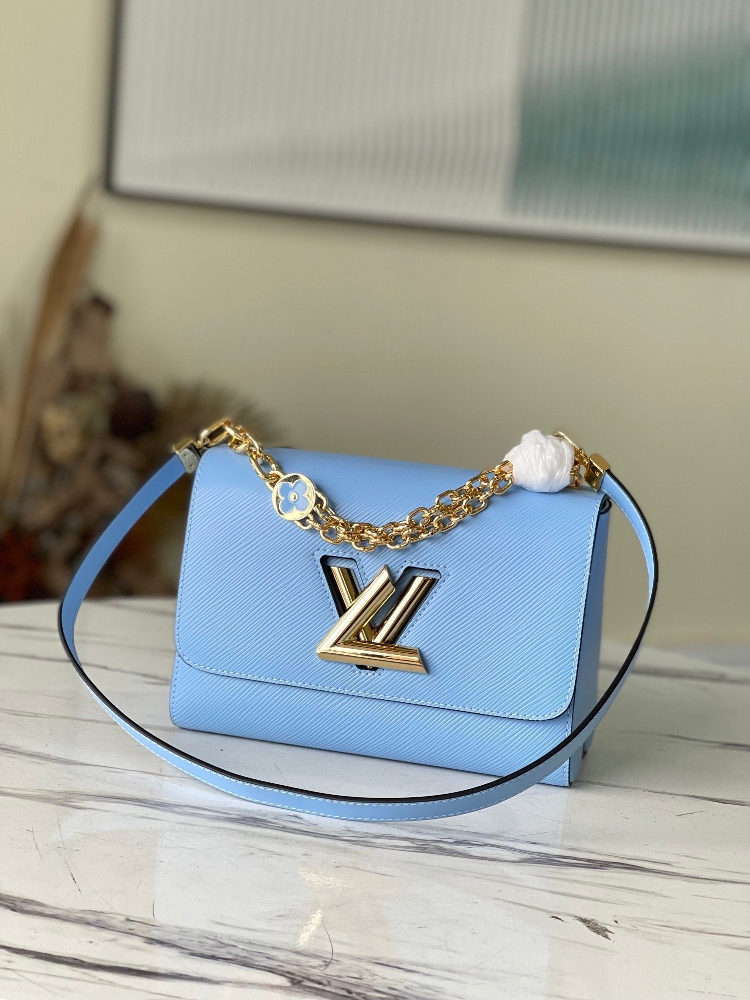 LV Twist MM Monogram Flower Bleu Nuage Blue For Womtlm,  Shoulder And Crossbody Bags 9.1in/23cm LV M59627