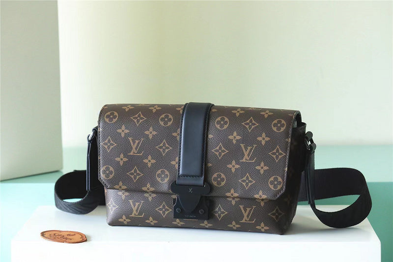 TLM - LOV Men Shoulder Bags - 004