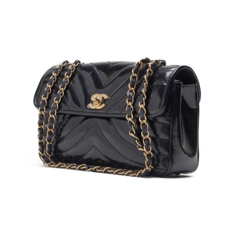 Chanel V-stick Turn-Lock Chain Shoulder Emal Black  Shoulder Bag  Shoulder Bag Mini Shoulder Ladies Bag Hybrid ? Ship? SS Himalan Bookstore Online