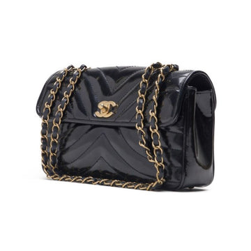 Chanel V-stick Turn-Lock Chain Shoulder Emal Black  Shoulder Bag  Shoulder Bag Mini Shoulder Ladies Bag Hybrid ? Ship? SS Himalan Bookstore Online