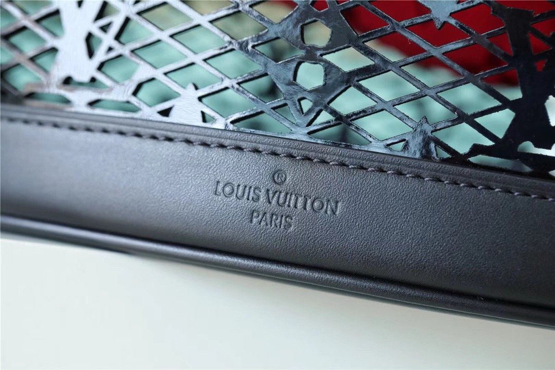 LV Bucket PM Monogram Lace By Nicolas Ghesquiere Black For Womtlm,  Shoulder And Crossbody Bags 26cm/10.2in LV M20352