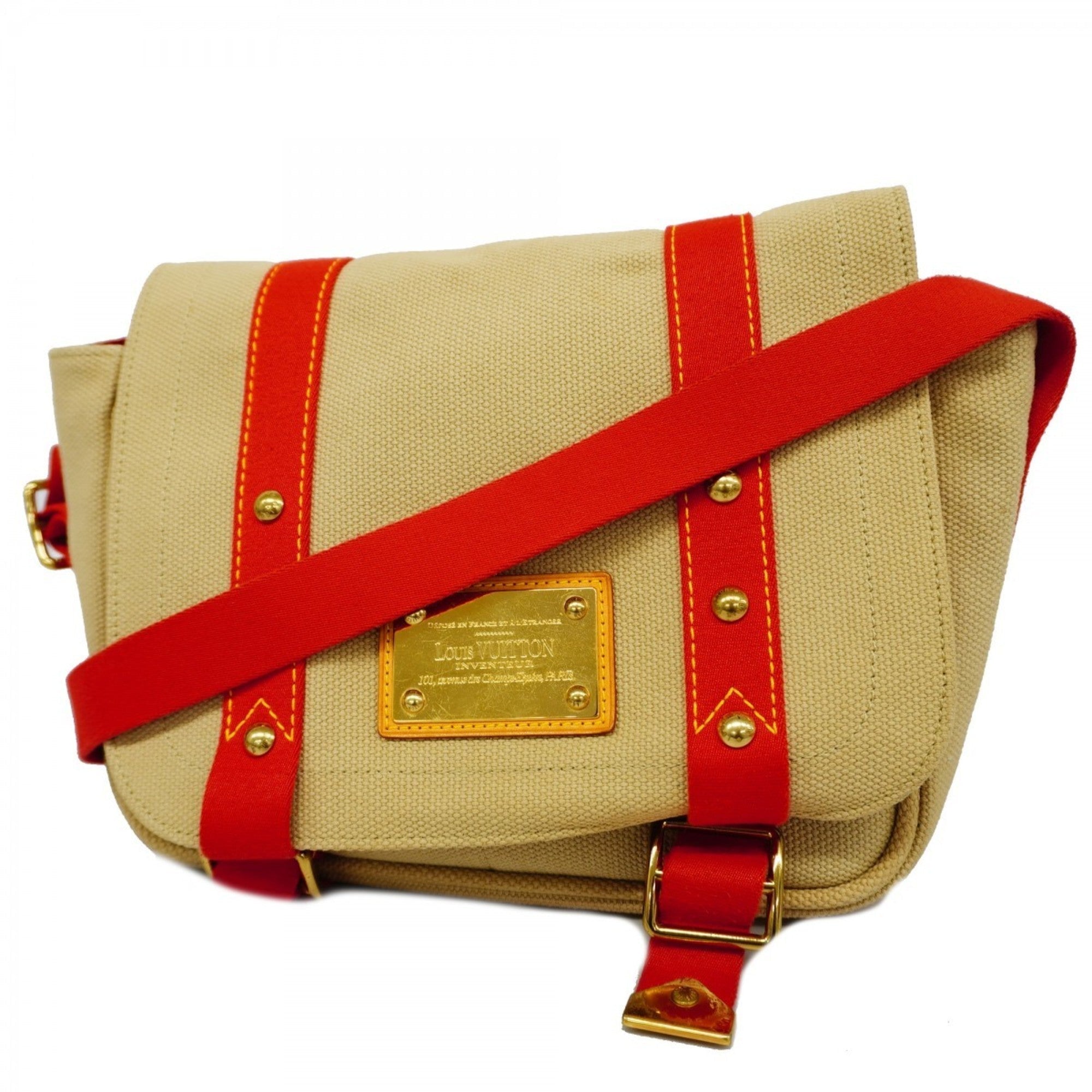 Louis Vuitton  Shoulder Bag