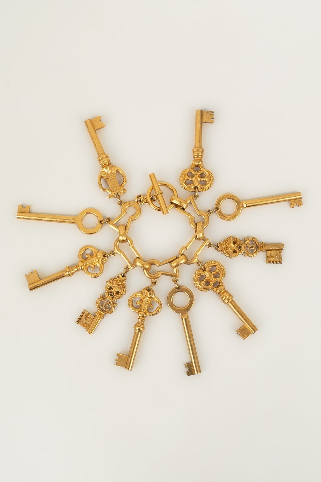 Iconique bracelet "cl�s" Chanel 1993