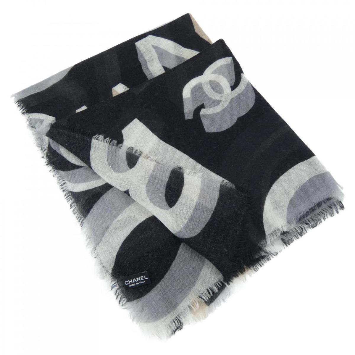 CHANEL STOLE COMEHYO