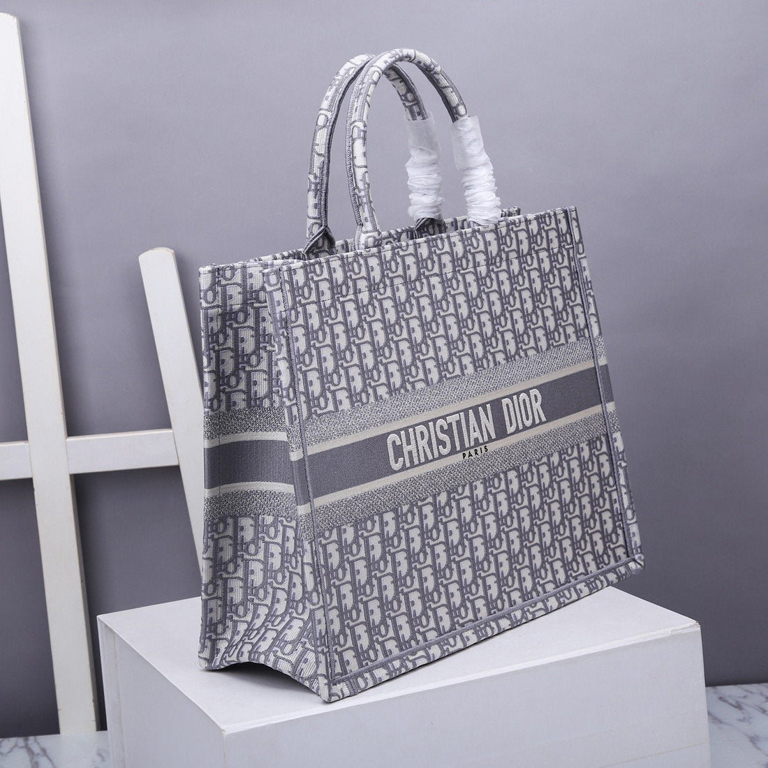 DI Large Book Tote Gray, For Womtlm, Womtlm’s Handbags 16.5in/42cm CD M1286ZRIW_M932
