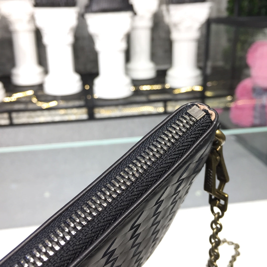 BV Chain Shoulder Bag Black, For Womtlm, Womtlm’s Bags 9.6in/24.5cm