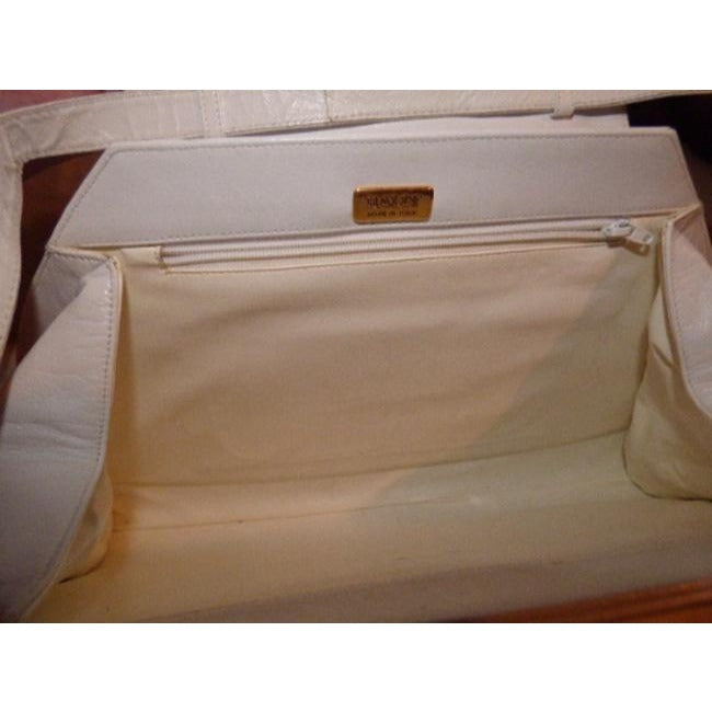 Bally Vintage Pursesdesigner Purses White Leather With Brick Red Accents Shoulder Bag