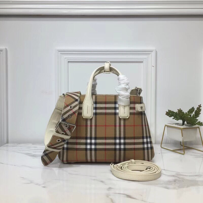 BB Small Banner Vintage Check And Tote White For Womtlm, Womtlm’s Bags 10.5in/26cm