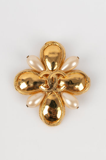 Broche croix Chanel 1997