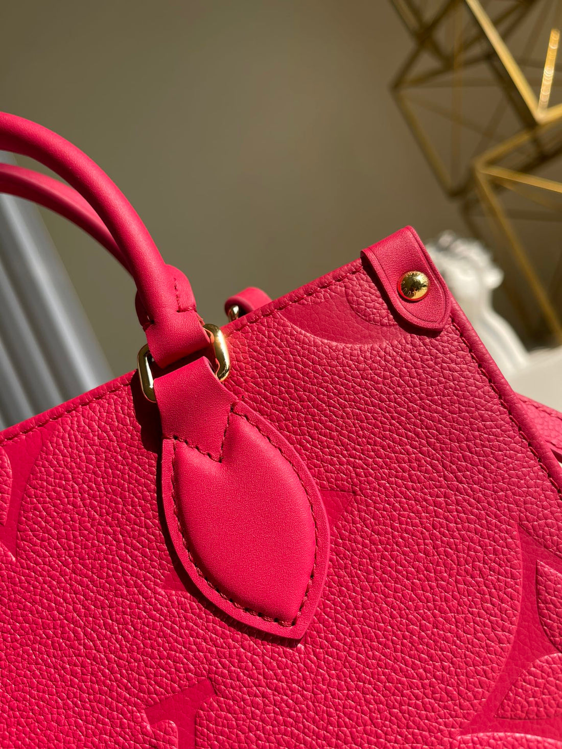 LV OnTheGo PM Tote Bag Monogram Empreinte Rosy For Womtlm, Womtlm’s Handbags, Shoulder And Crossbody Bags 9.8in/25cm LV M45660