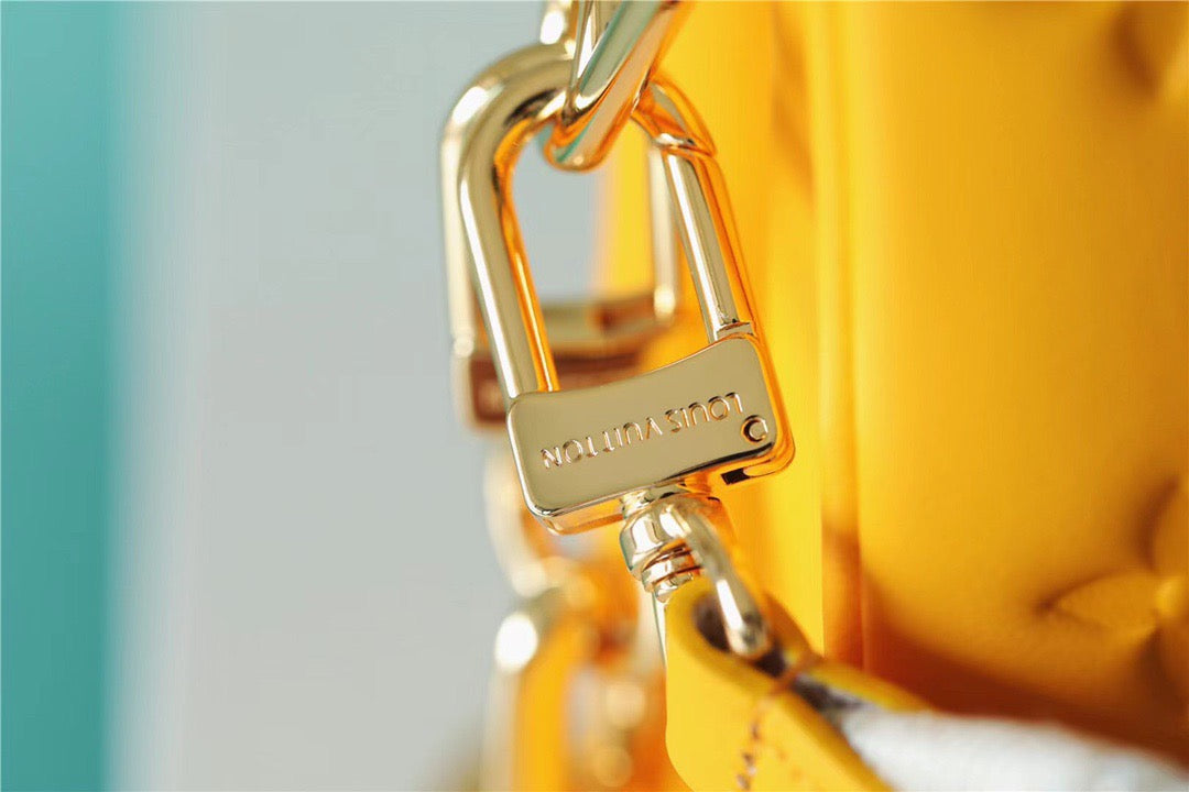 LV Coussin MM Monogram Yellow For Womtlm, Womtlm’s Handbags, Shoulder And Crossbody Bags 13.4in/34cm LV 