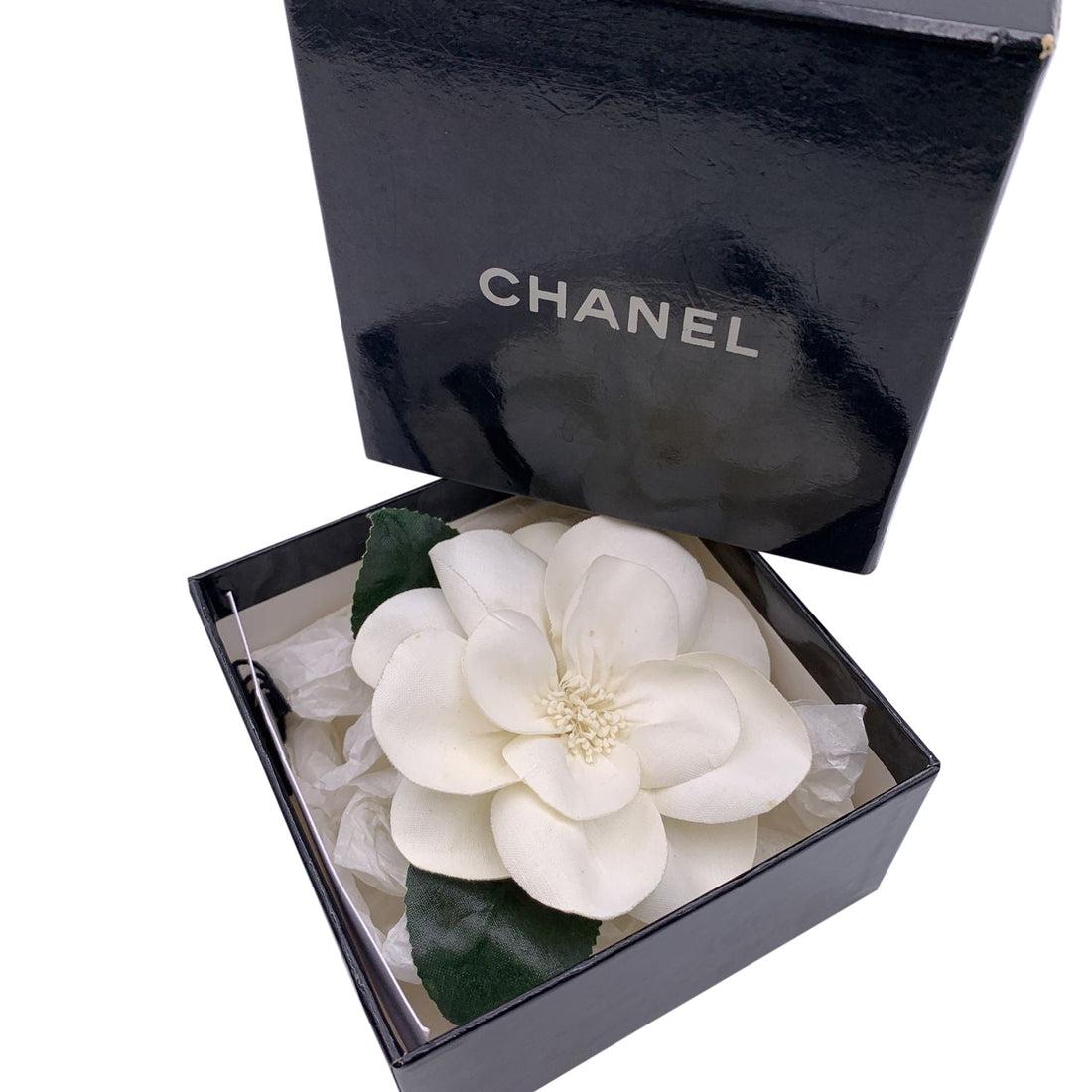 CHANEL Vintage Camelia Camellia White Flower Green Leaves Brooch