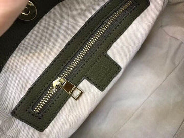 Gucci Bags - The Tote   525