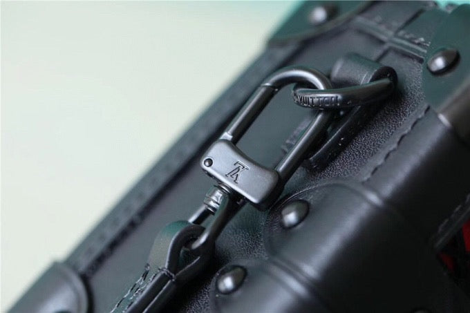 LV Petite Malle Monogram Black For Womtlm, Womtlm’s Handbags, Shoulder And Crossbody Bags 7.9in/20cm LV M20353