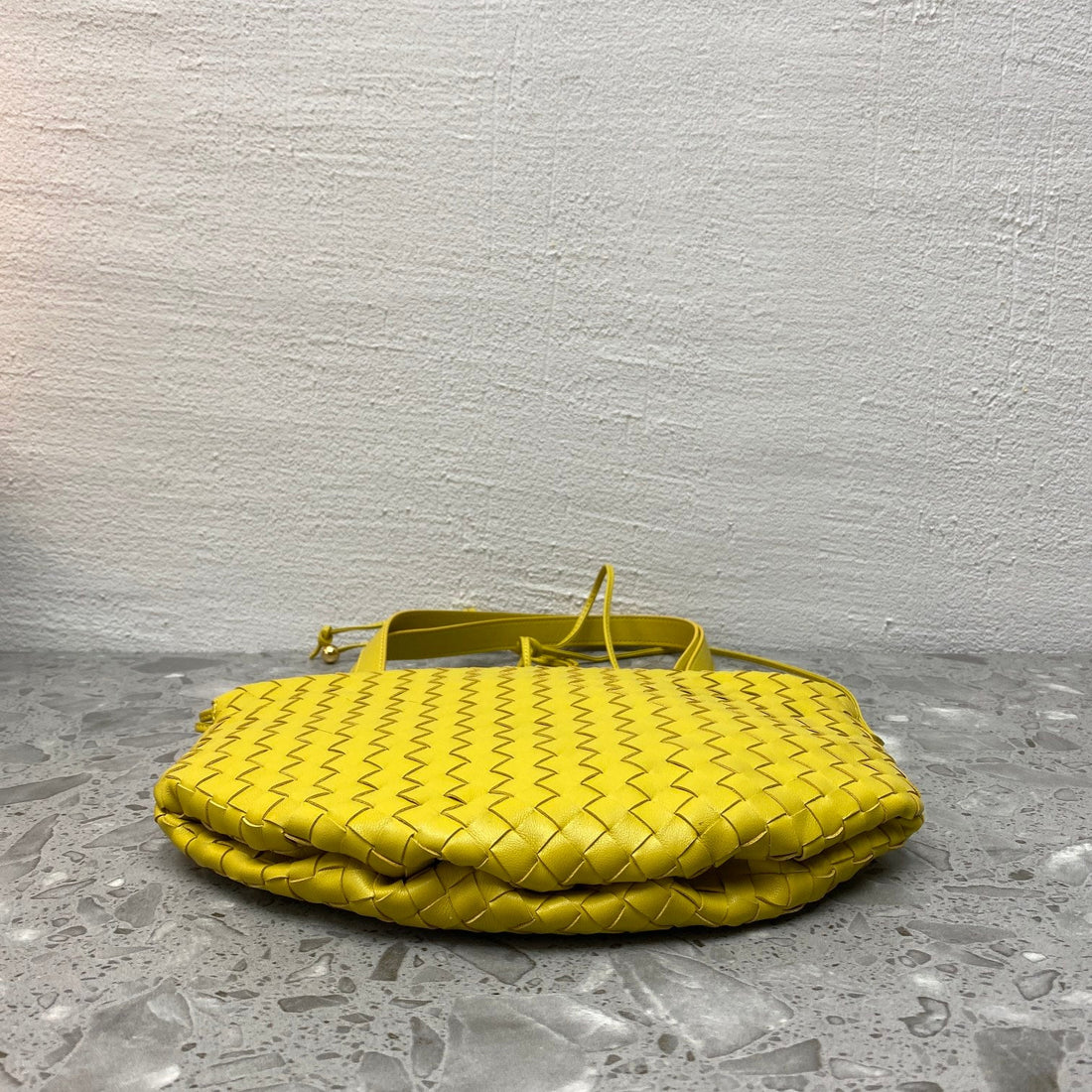 BV Shoulder Bag Yellow, For Womtlm, Womtlm’s Bags 10.2in/26cm