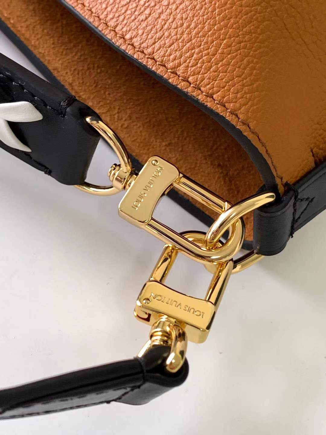 LV LV Crafty Neonoe MM Bucket Bag Caramel For Womtlm, Womtlm’s Handbags, Shoulder Bags 10.2in/26cm LV M56888