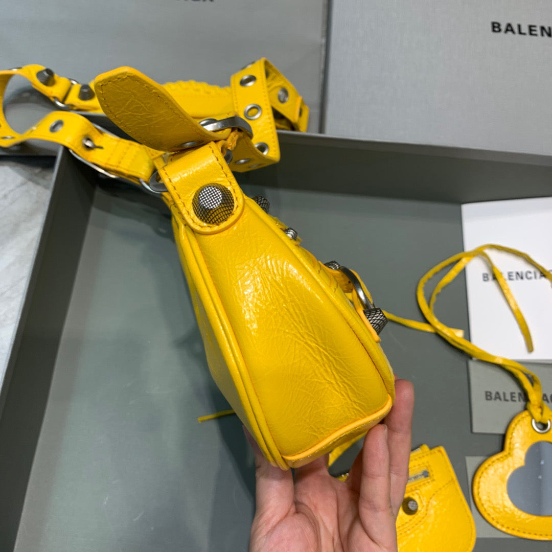 Baltlm Le Cagole XS Shoulder Bag In Yellow, For Womtlm,  Bags 10.2in/26cm