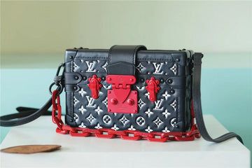 LV Petite Malle Embossed And Foamed Black/ White For Womtlm,  Shoulder And Crossbody Bags 7.9in/20cm LV M59638
